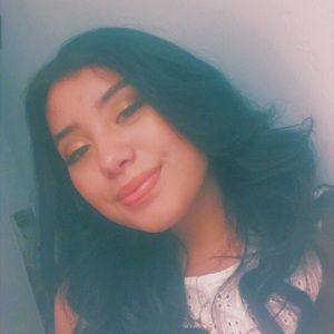 Meet your Posher, Juana